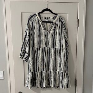 Evereve Black and White Carolina Patterned Dress - Large
